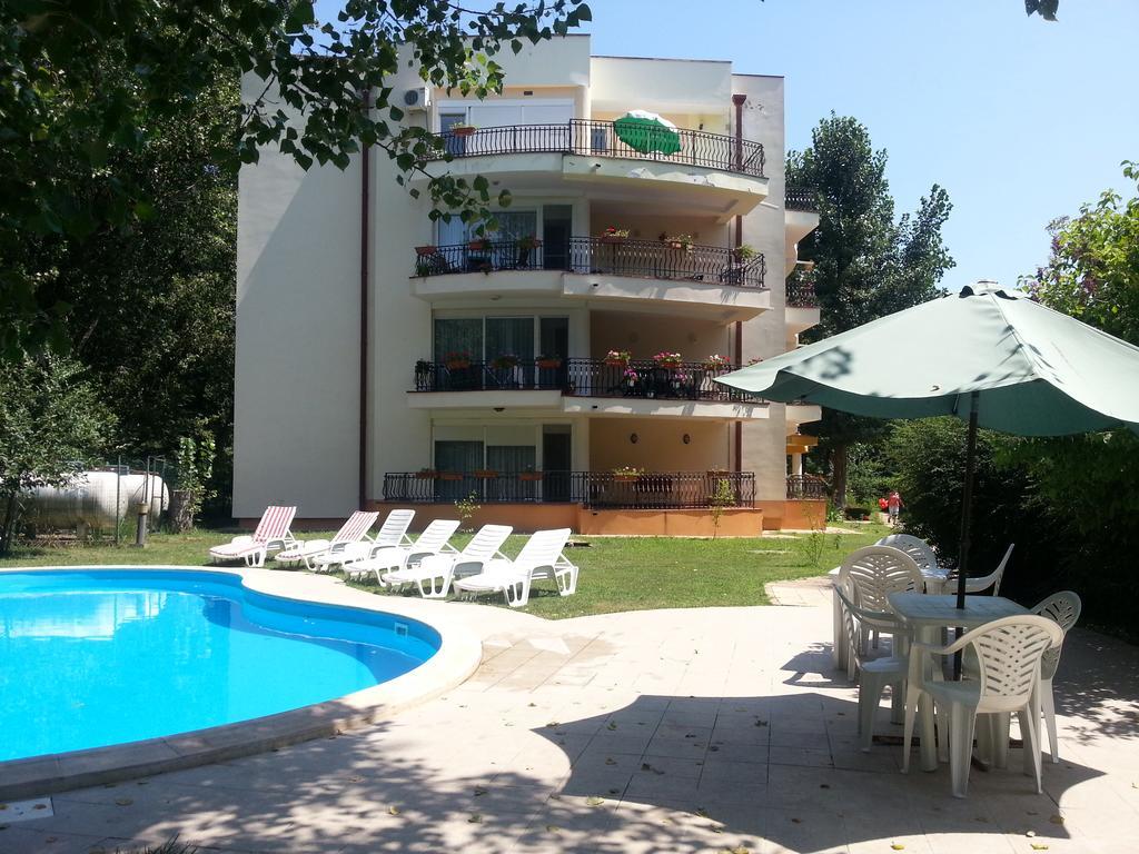 نيبتون Club Topaz Apartments المظهر الخارجي الصورة