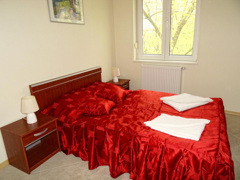 نيبتون Club Topaz Apartments الغرفة الصورة