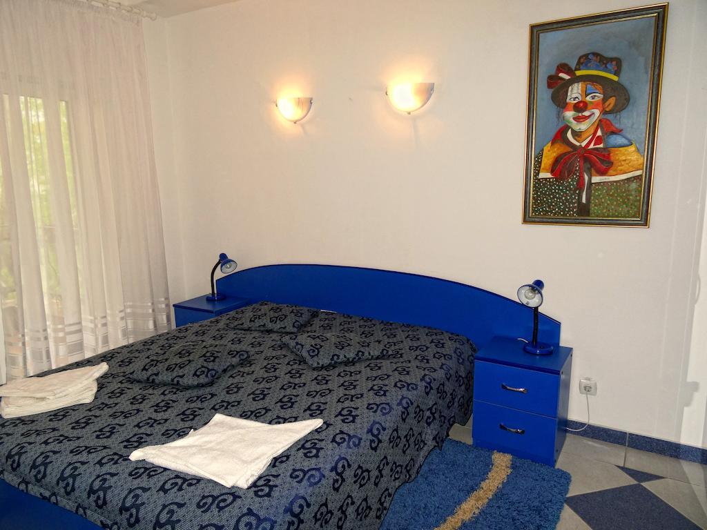 نيبتون Club Topaz Apartments الغرفة الصورة