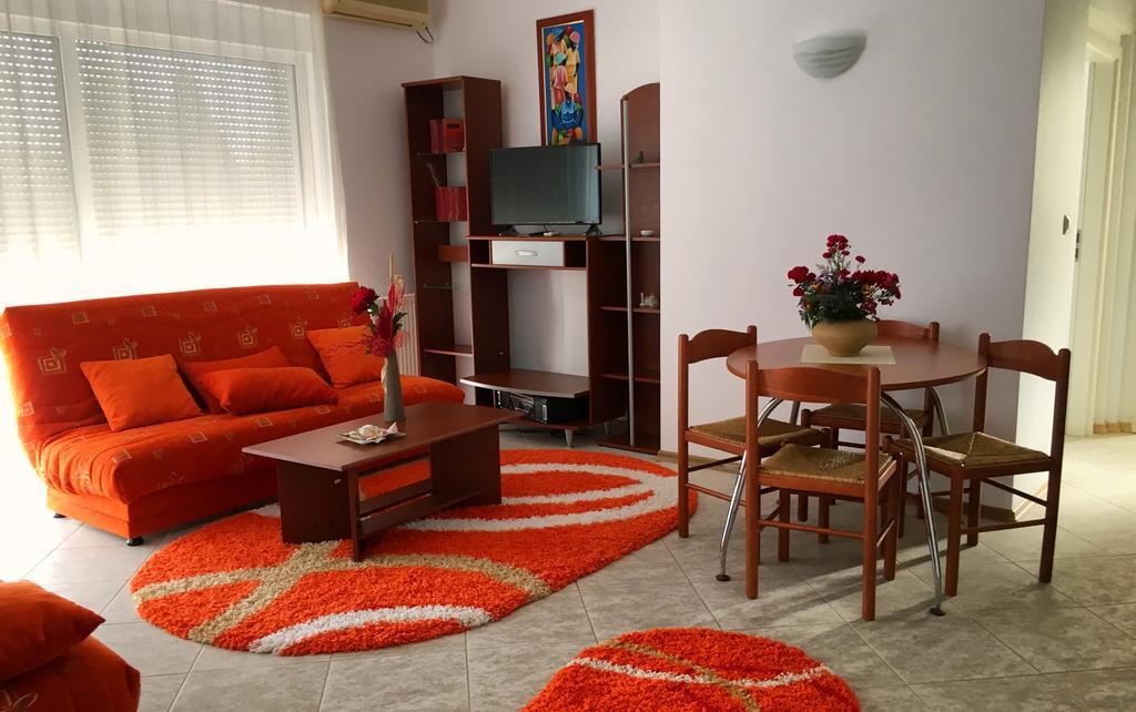 نيبتون Club Topaz Apartments المظهر الخارجي الصورة