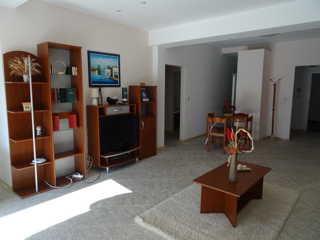 نيبتون Club Topaz Apartments المظهر الخارجي الصورة