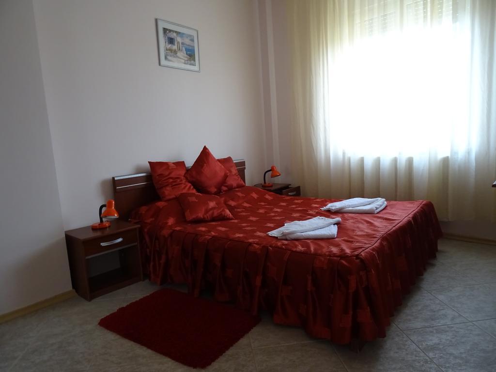 نيبتون Club Topaz Apartments المظهر الخارجي الصورة