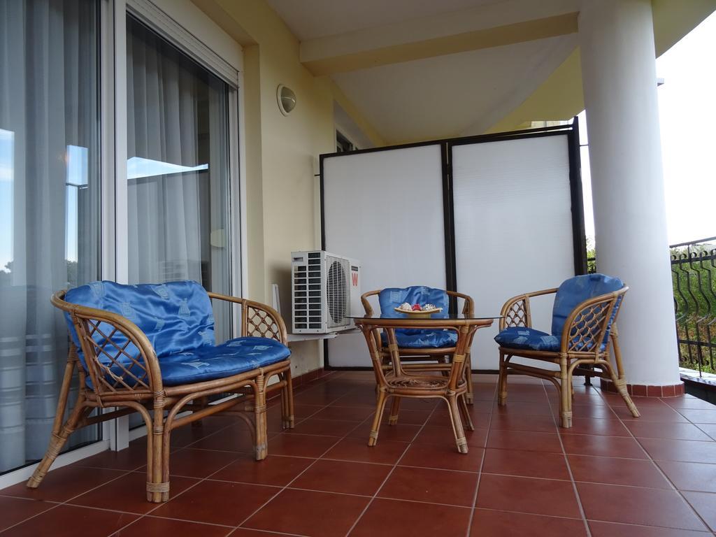 نيبتون Club Topaz Apartments المظهر الخارجي الصورة