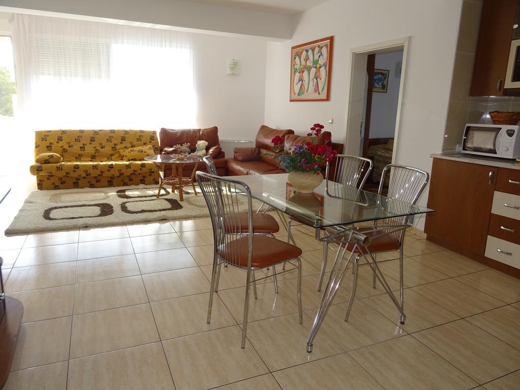 نيبتون Club Topaz Apartments المظهر الخارجي الصورة