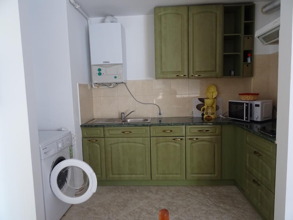 نيبتون Club Topaz Apartments الغرفة الصورة