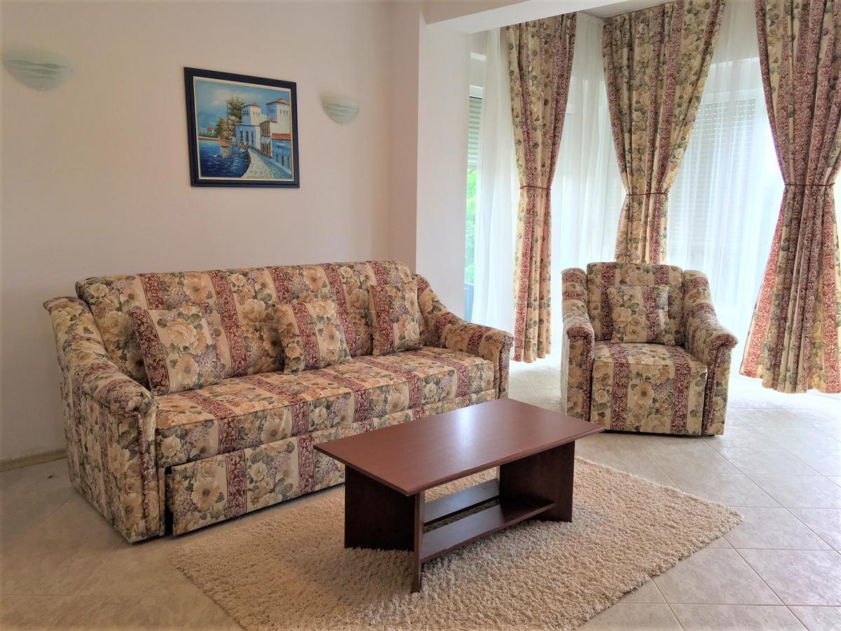 نيبتون Club Topaz Apartments المظهر الخارجي الصورة